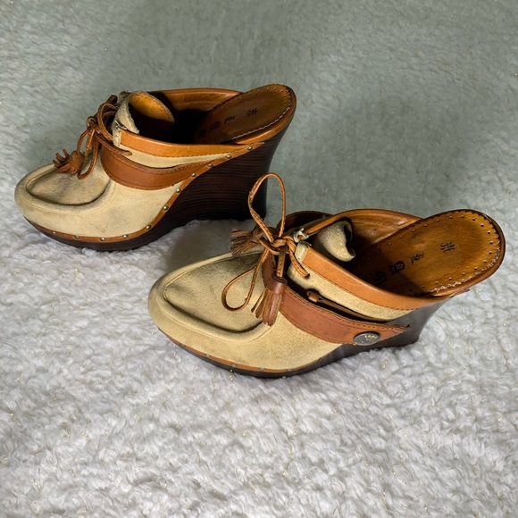 L. A.M.B. By Gwen Stefani tan suade & natural leather wedge clog/mule - Picture 2 of 16